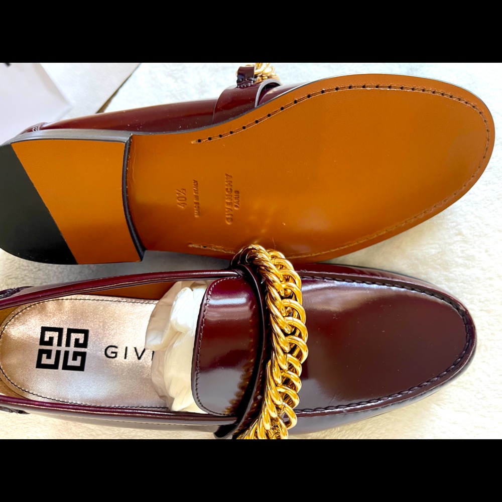 Givenchy loafers with chain